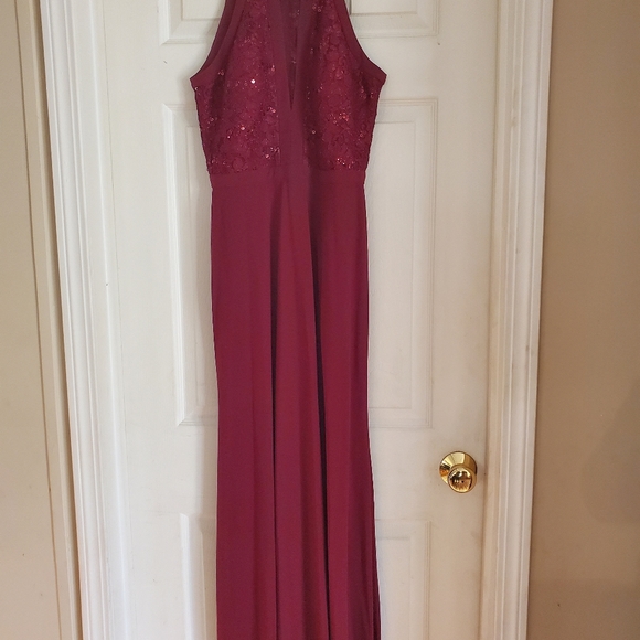 Prom dress - Picture 1 of 3